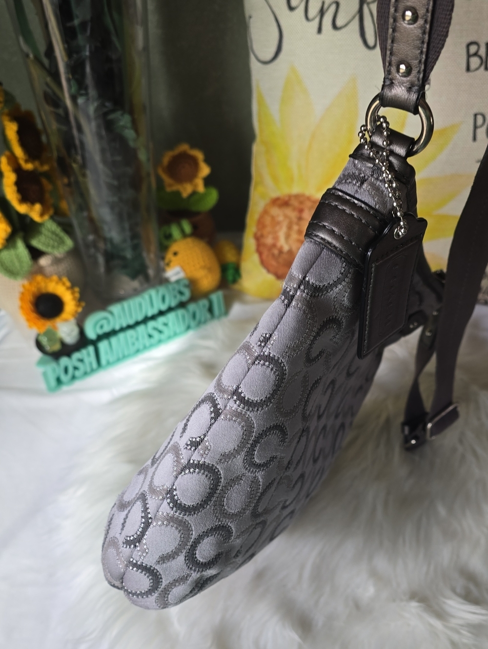 Coach Metallic Gray Signature Crossbody Bag with Tone-On-Tone 'C' Pattern GUC - Picture 5 of 16